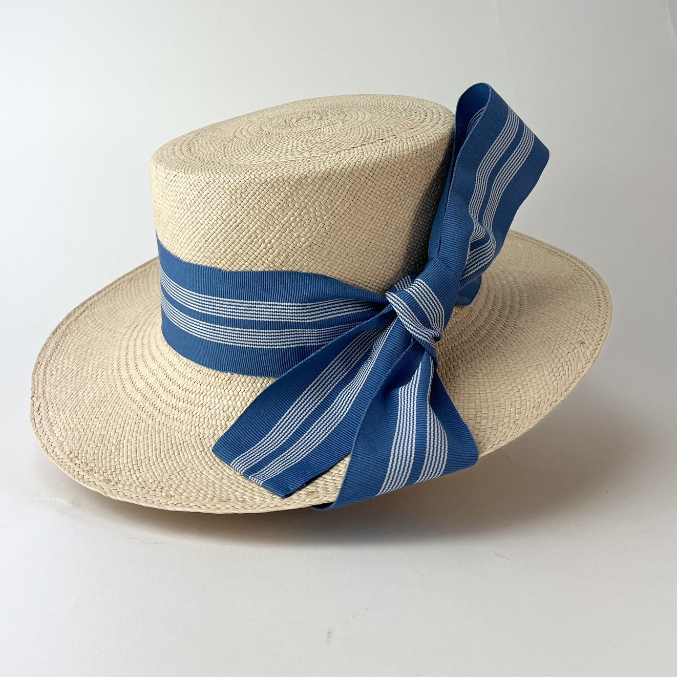 Panama topper with bow