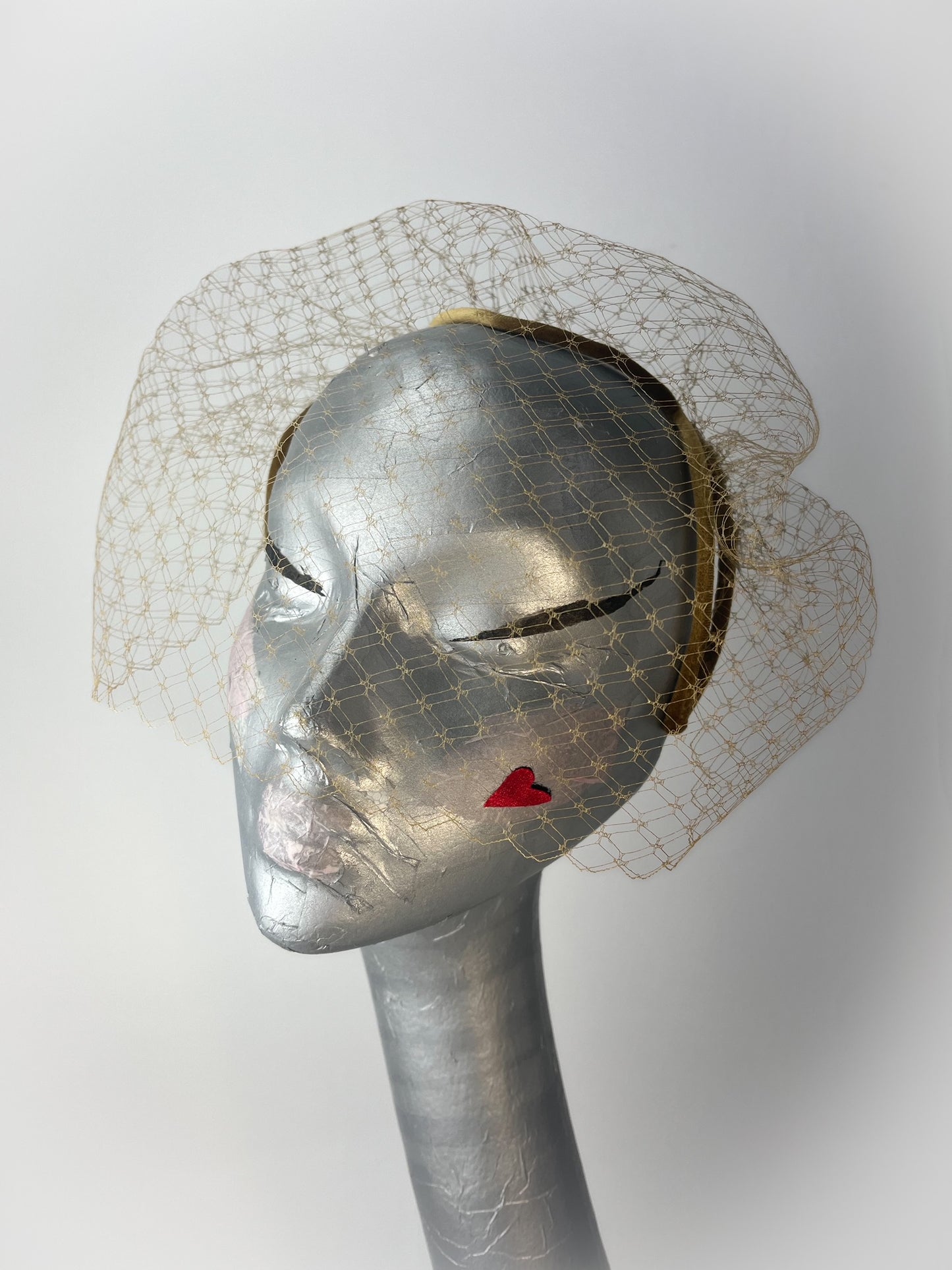 Valentine veil