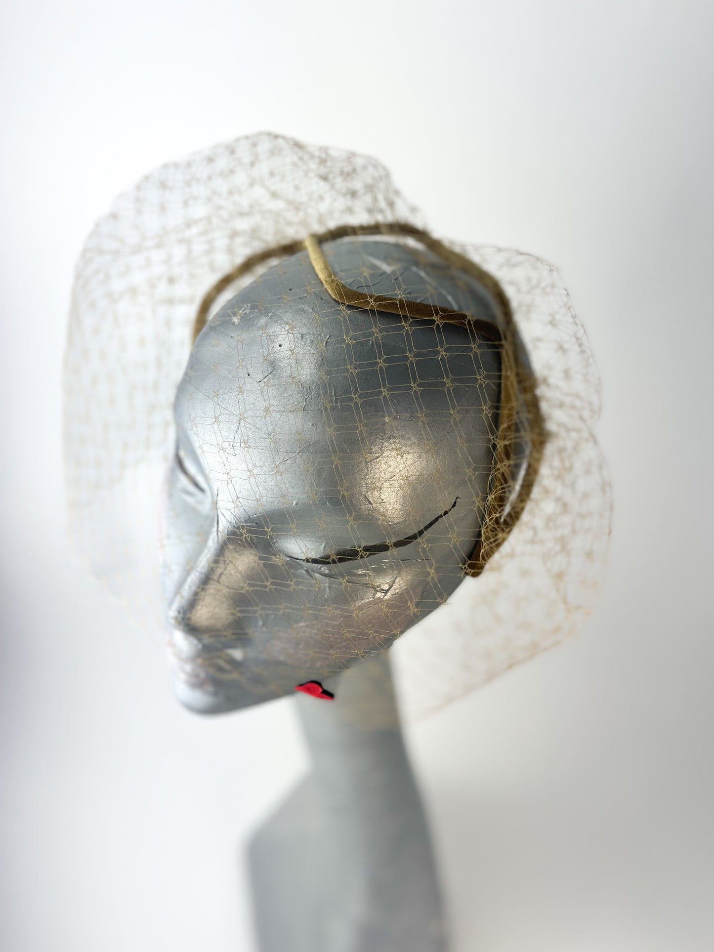 Valentine veil