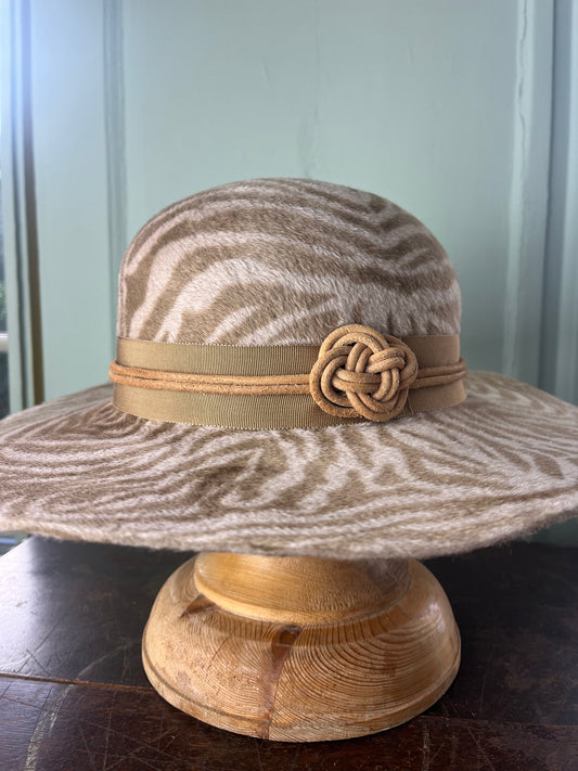 Wide brimmed Meluzine hat